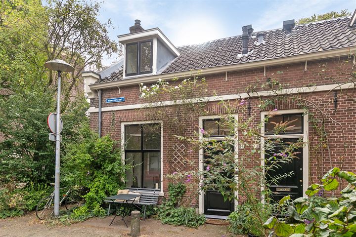 Bekijk foto 2 van Hovenstraat 15