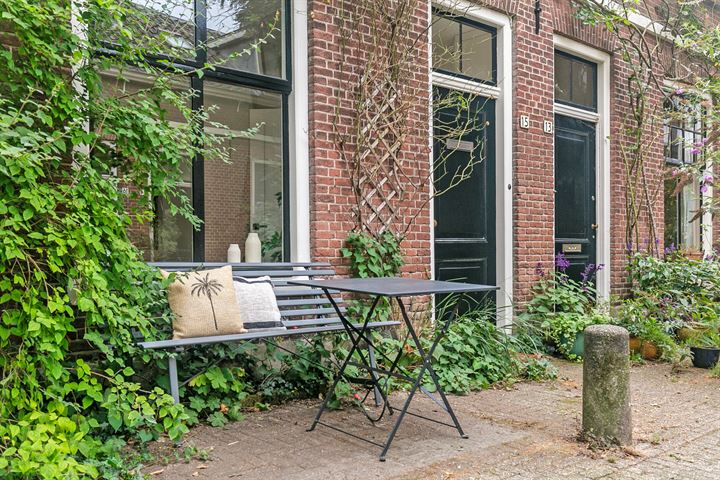 Bekijk foto 32 van Hovenstraat 15