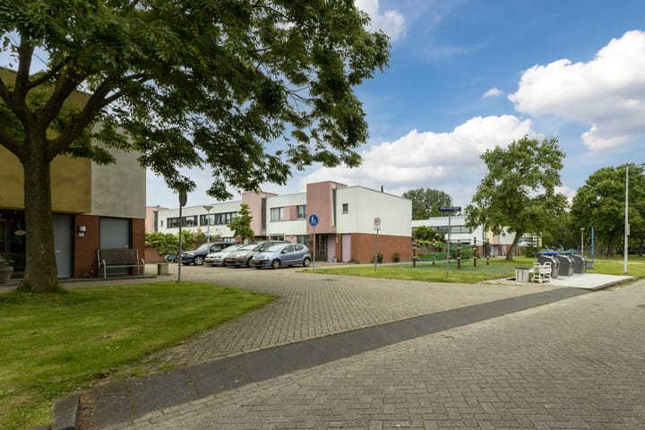 Photo 4 of Wessel Ilckenstraat 1