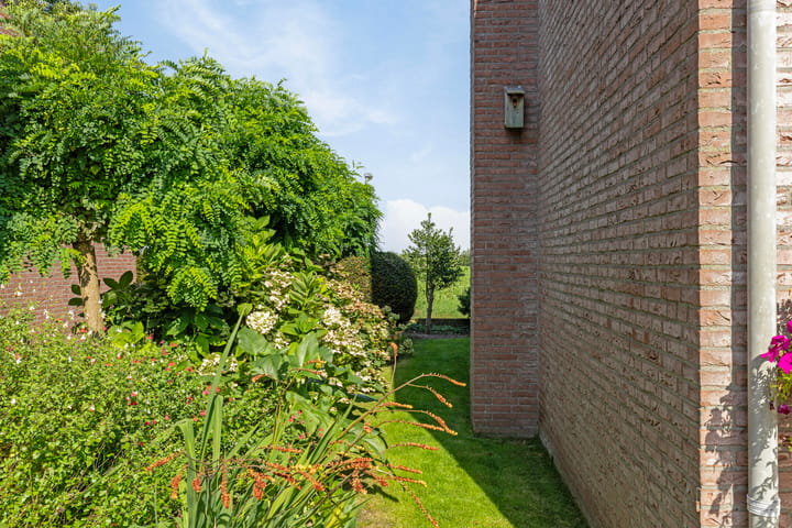 Foto 44 van Reusensestraat 30