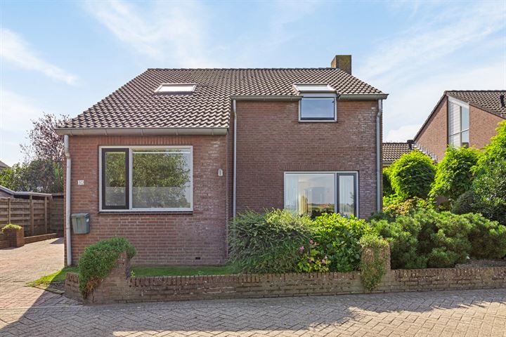 Bekijk foto 48 van Reusensestraat 30