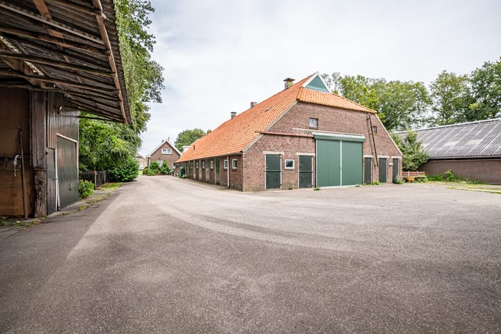 Photo 2 of Lankhorsterweg 11