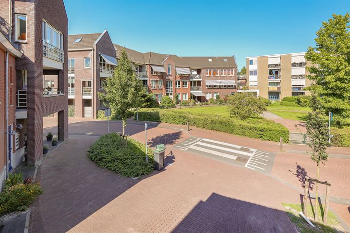 Bekijk foto 46 van Vondelstraat 17