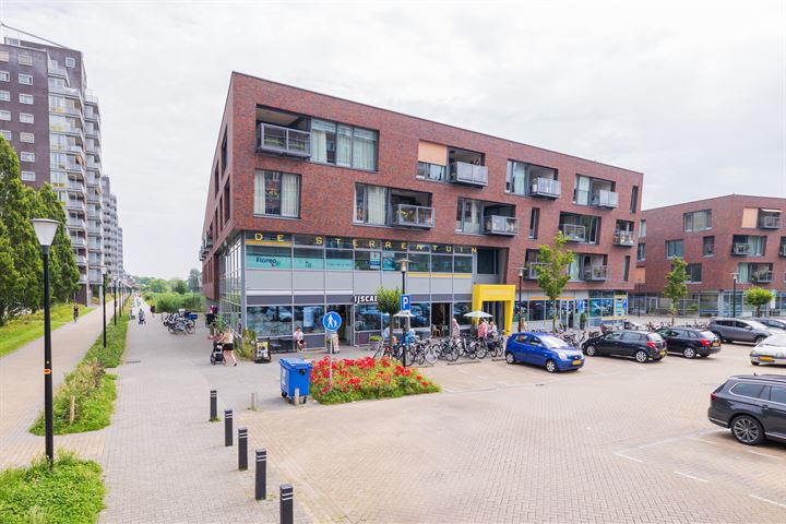 Van Diepeningenlaan 110, Leiderdorp