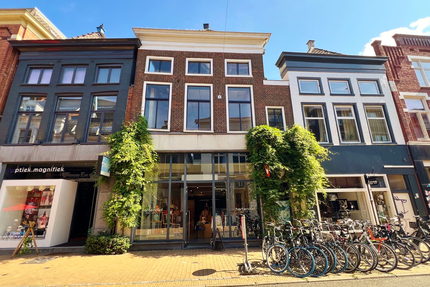 Bekijk foto 1 van Oosterstraat 8