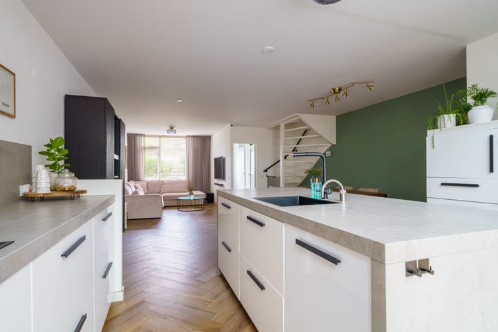 Foto 13 van L.C. van der Vlugtstraat 40