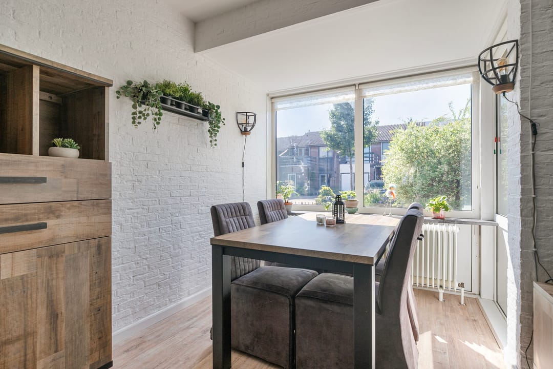 Photo 11 of Meidoornstraat 22