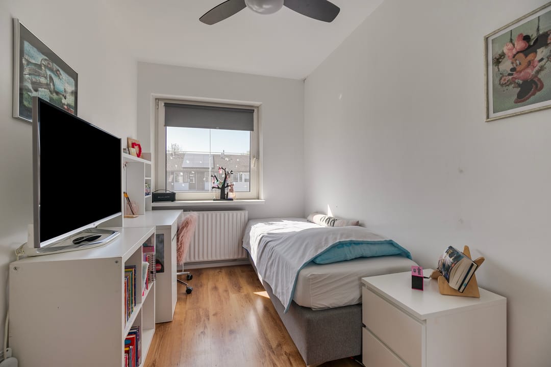 Photo 26 of Meidoornstraat 22