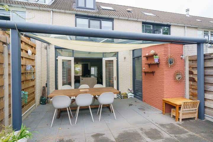 Foto 42 van L.C. van der Vlugtstraat 40