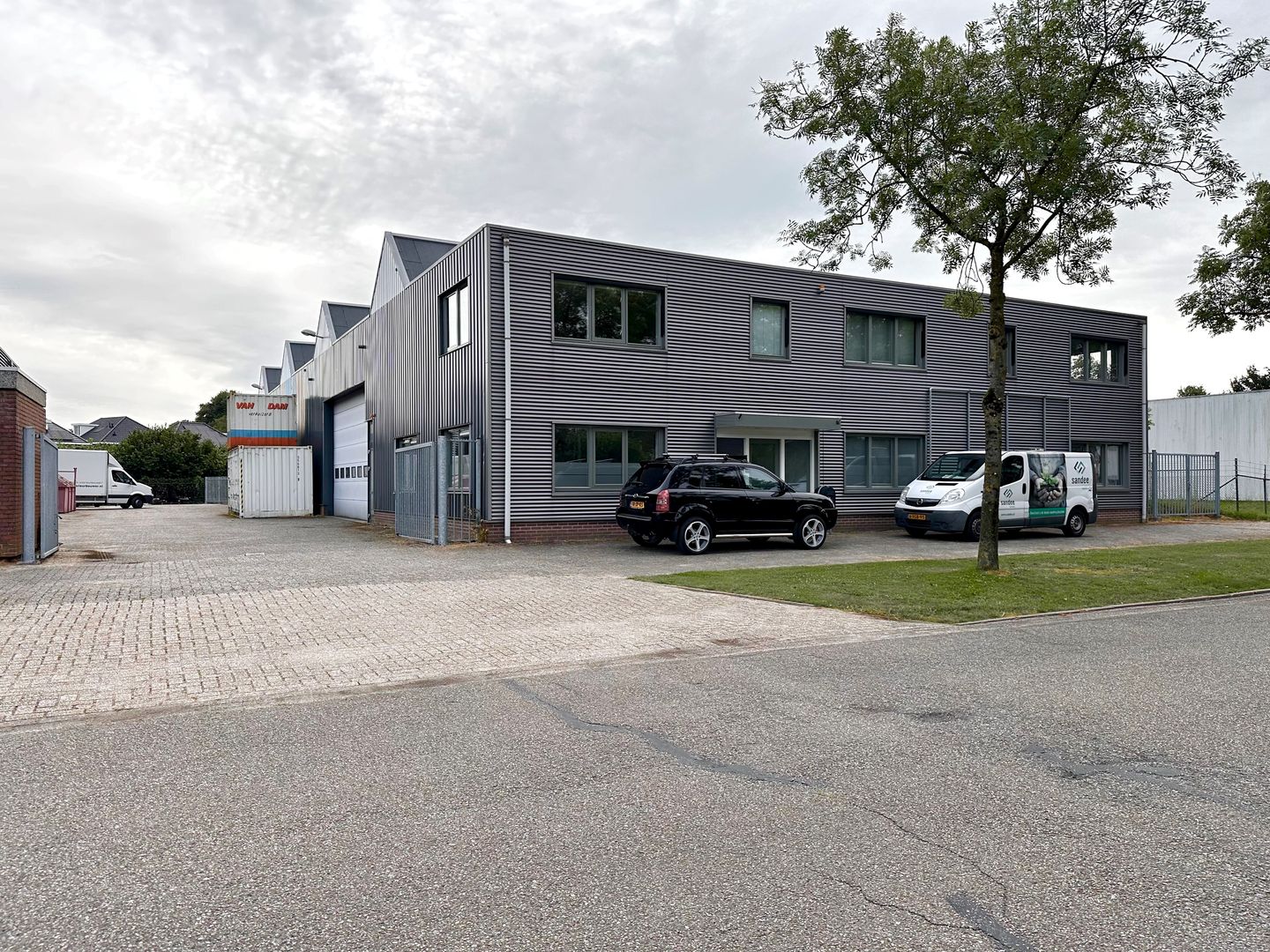 Bedrijfshal Ulft Zoek bedrijfshallen te huur Maasstraat 3 7071 VR Ulft [funda in business]