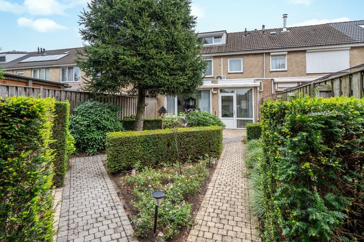 Photo 33 of van Gentlaan 69