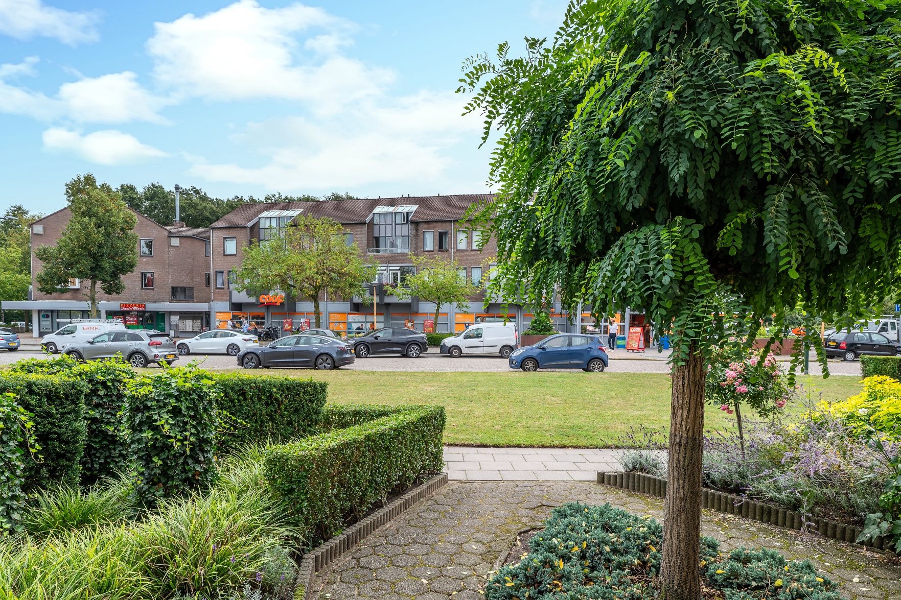 Photo 42 of van Gentlaan 69