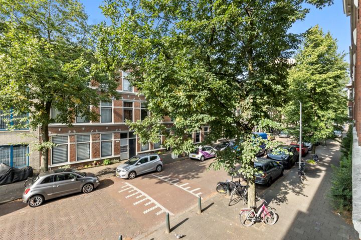 Bekijk foto 10 van Rozenburgstraat 90