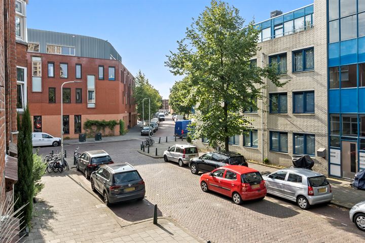 Bekijk foto 11 van Rozenburgstraat 90