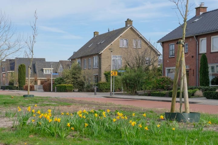 View photo 40 of Kruissteenweg 33