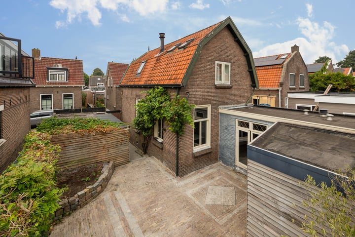 Bekijk foto 41 van Waalstraat 9