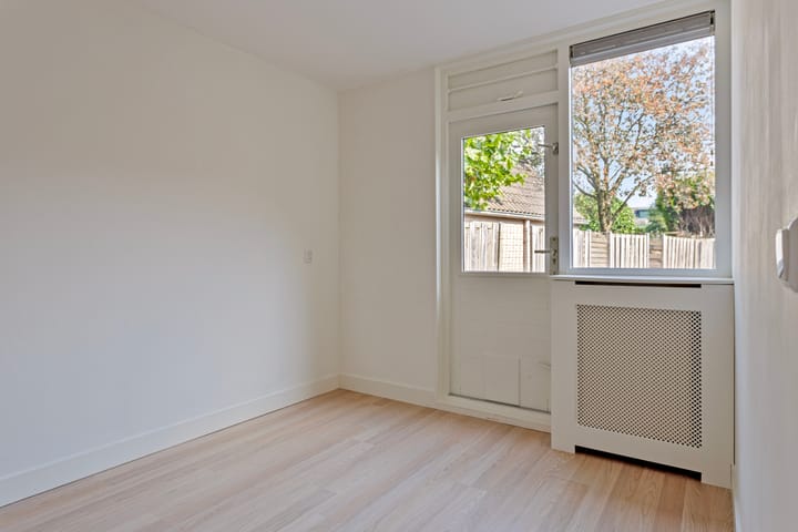 Foto 12 van Spaanderbank 32