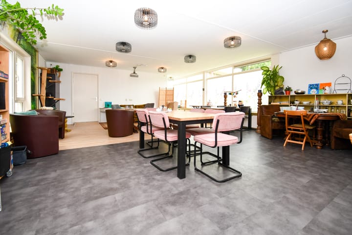 Photo 42 of Longway 37