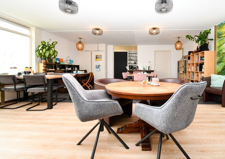 Photo 43 of Longway 37