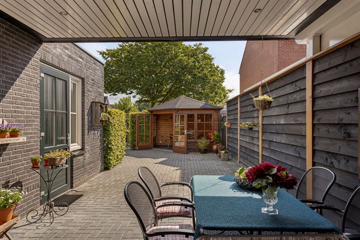 Bekijk foto 40 van Godfried Bomansstraat 2