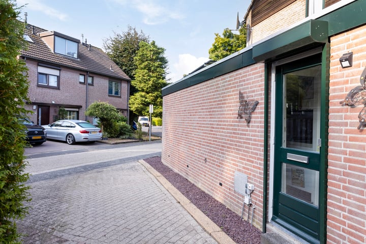 View photo 50 of Bruinissestraat 28