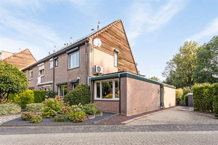 View photo 61 of Bruinissestraat 28