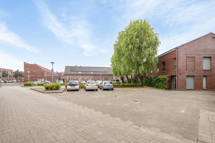 Foto 3 van Erasplaats 92