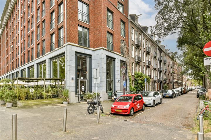 Bekijk foto 27 van Graaf Florisstraat 21-1