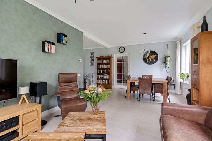 Foto 12 van Zuiderzeestraatweg Oost 59