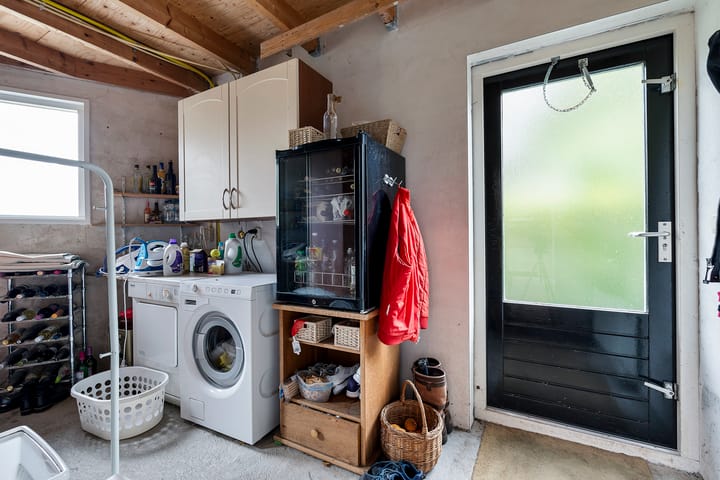 Foto 24 van Zuiderzeestraatweg Oost 59