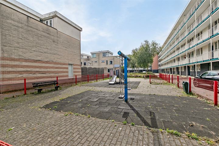 View photo 39 of Cederstraat 30