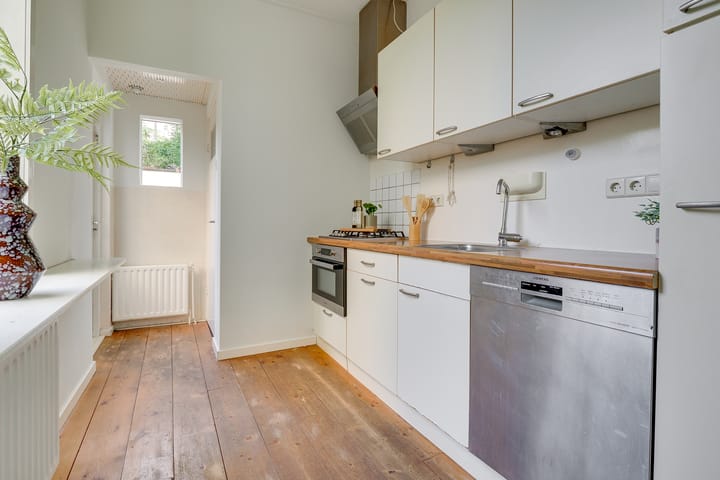 Foto 14 van Croeselaan 176