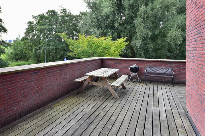 View photo 21 of Windestraat 128