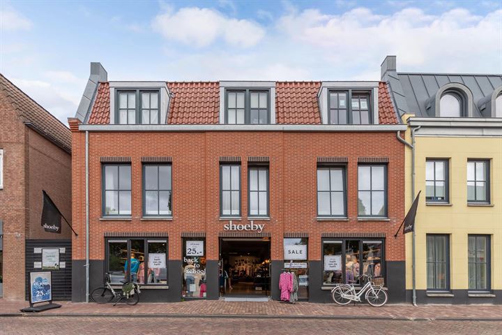 Bekijk foto van Sjaardemastraat 8