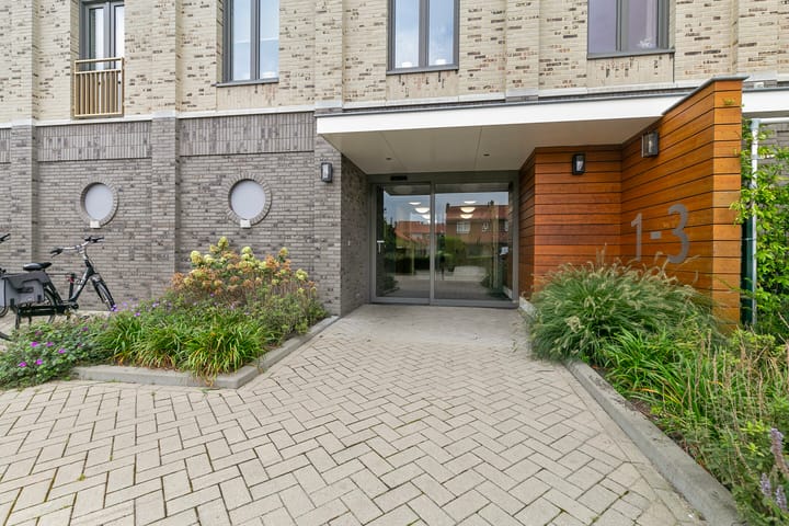 Foto 7 van Evertsenstraat 3-J