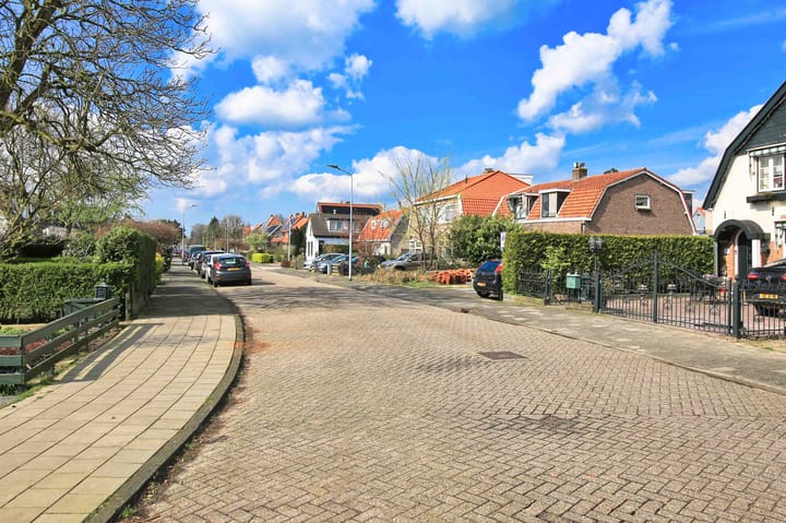 Foto 13 van Badhoevelaan 25