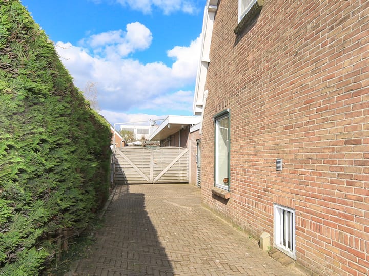 Foto 15 van Badhoevelaan 25