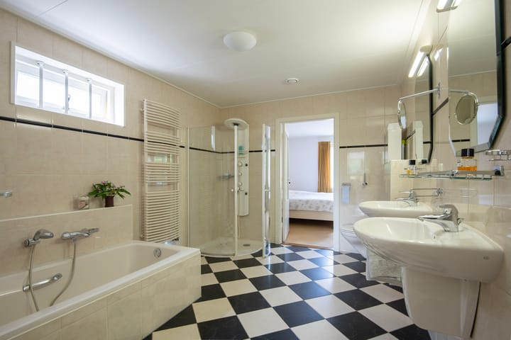 Foto 12 van Beukenlaan 3