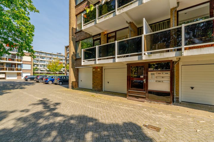 Foto 31 van Julianaplantsoen 297