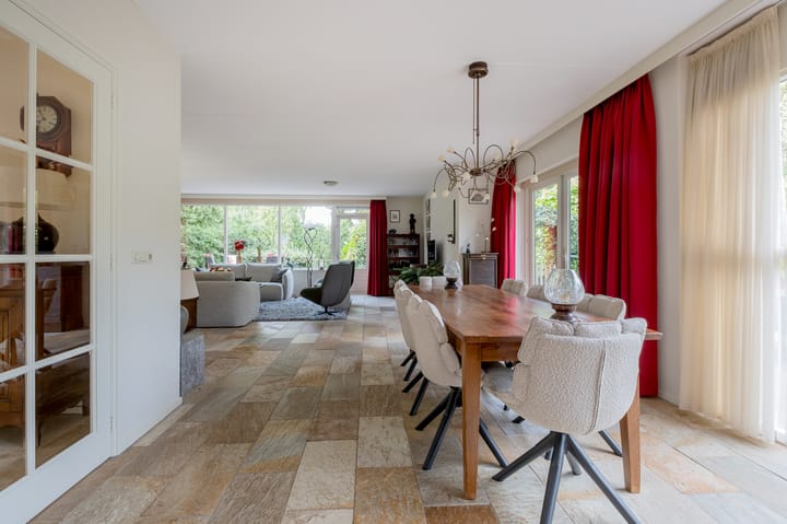 Foto 16 van Waardeellaan 1