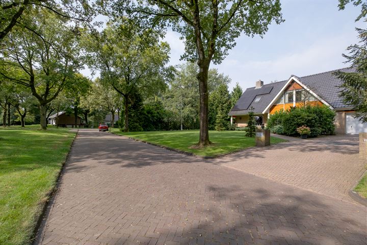 View photo 56 of Waardeellaan 1