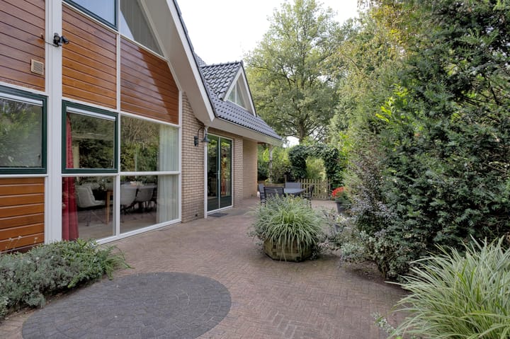 Foto 62 van Waardeellaan 1