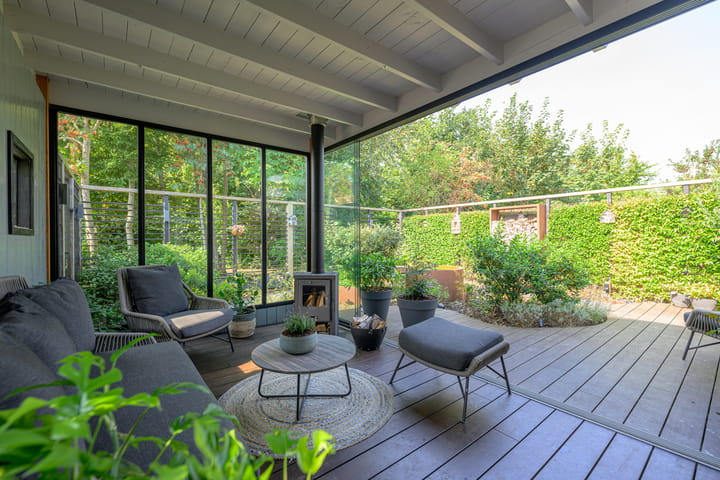 Foto 2 van van Velzenstraat 59