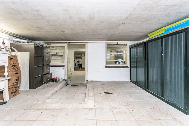 Photo 21 of Julianastraat 17