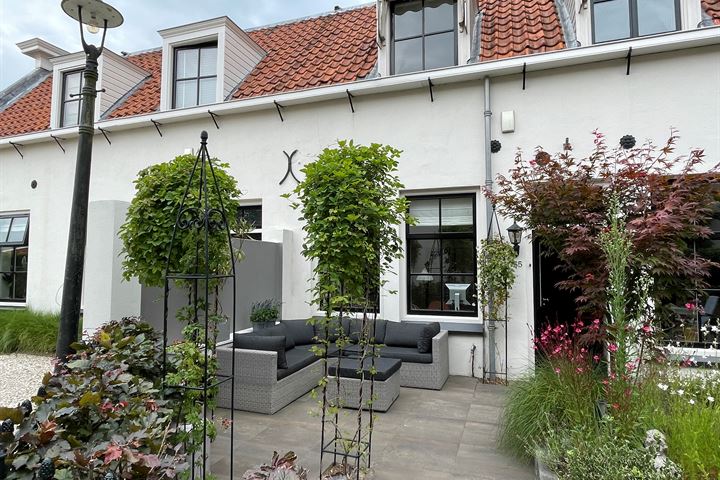 View photo 1 of Leeuweringerstraat 55