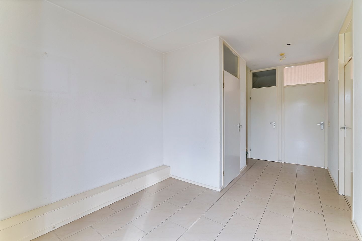 Photo 10 of Willem van Otterloostraat 7