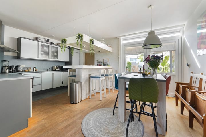 Foto 6 van Lekstraat 13