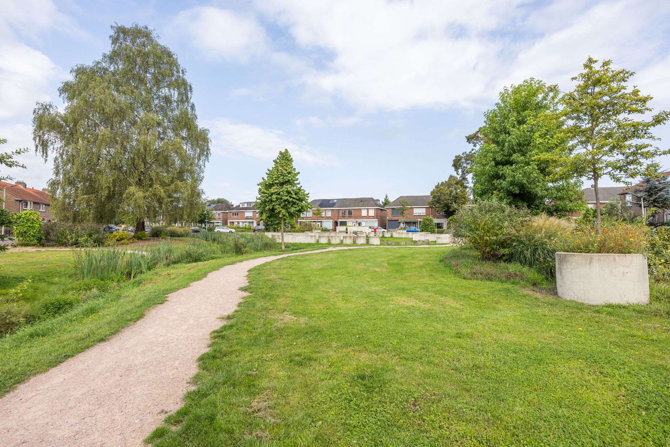 Foto 36 van Lindestraat 110