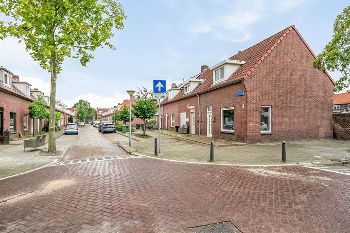 Bekijk foto 36 van Dufaystraat 2