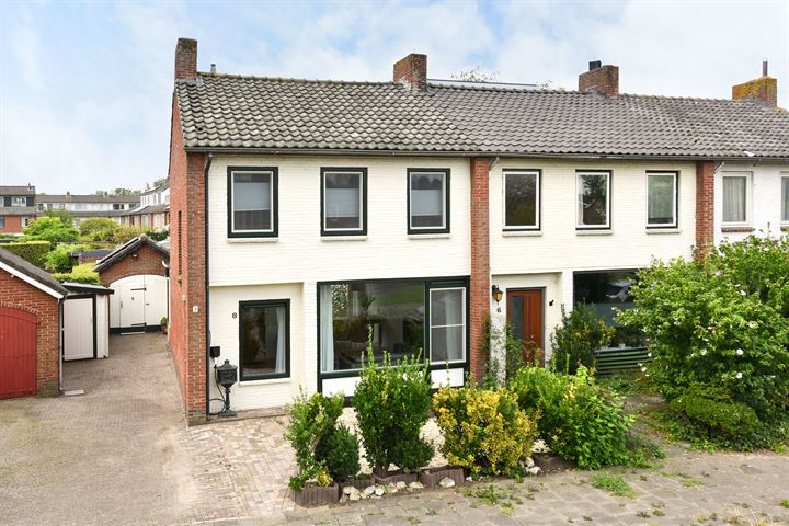 Bekijk foto 1 van Nicolaas van der Steenstraat 8